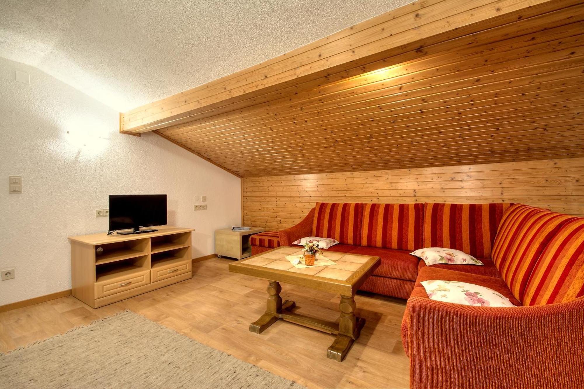 Ferienhaus Bergkristall Pettneu am Arlberg Szoba fotó