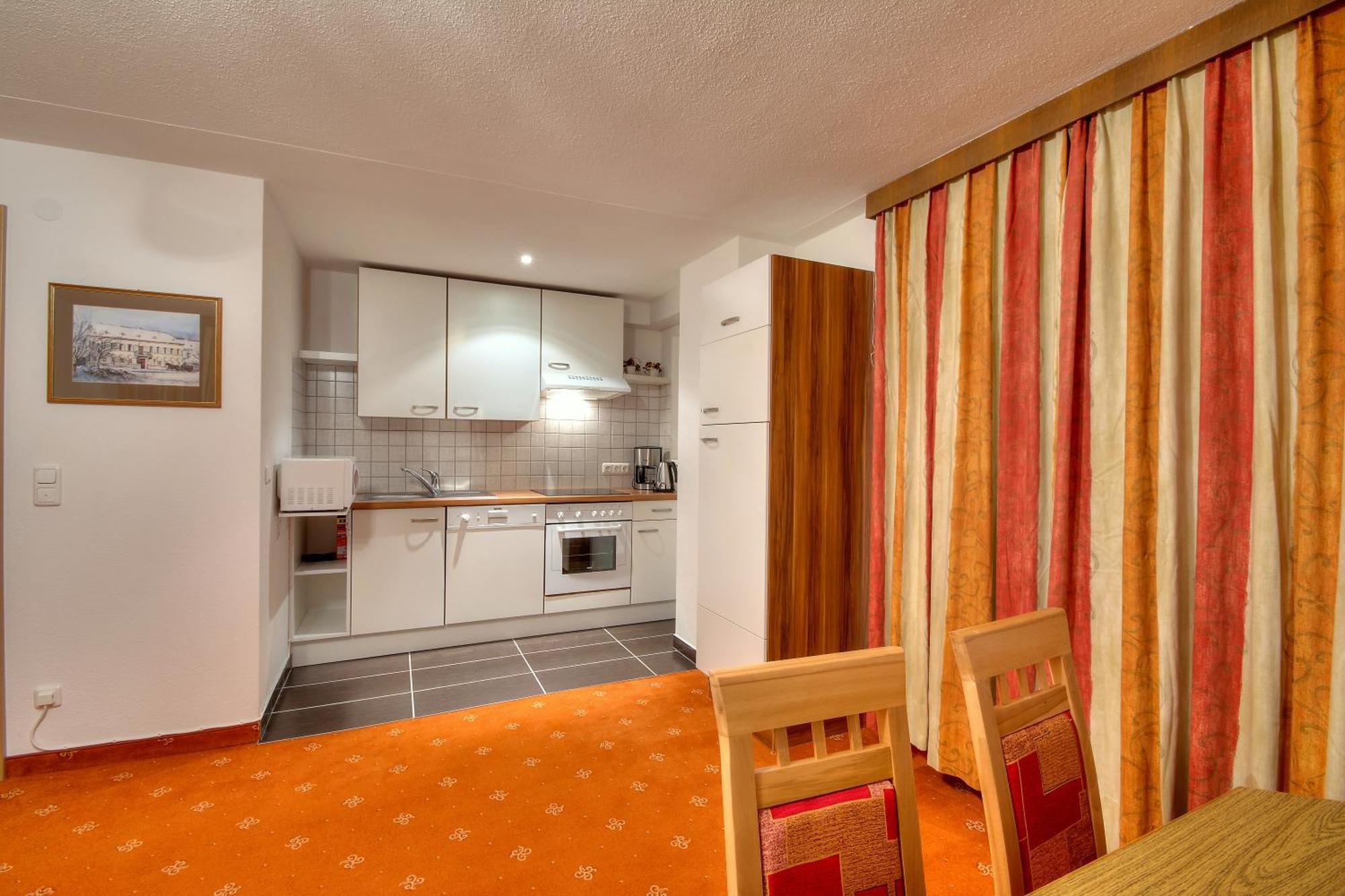 Ferienhaus Bergkristall Pettneu am Arlberg Szoba fotó