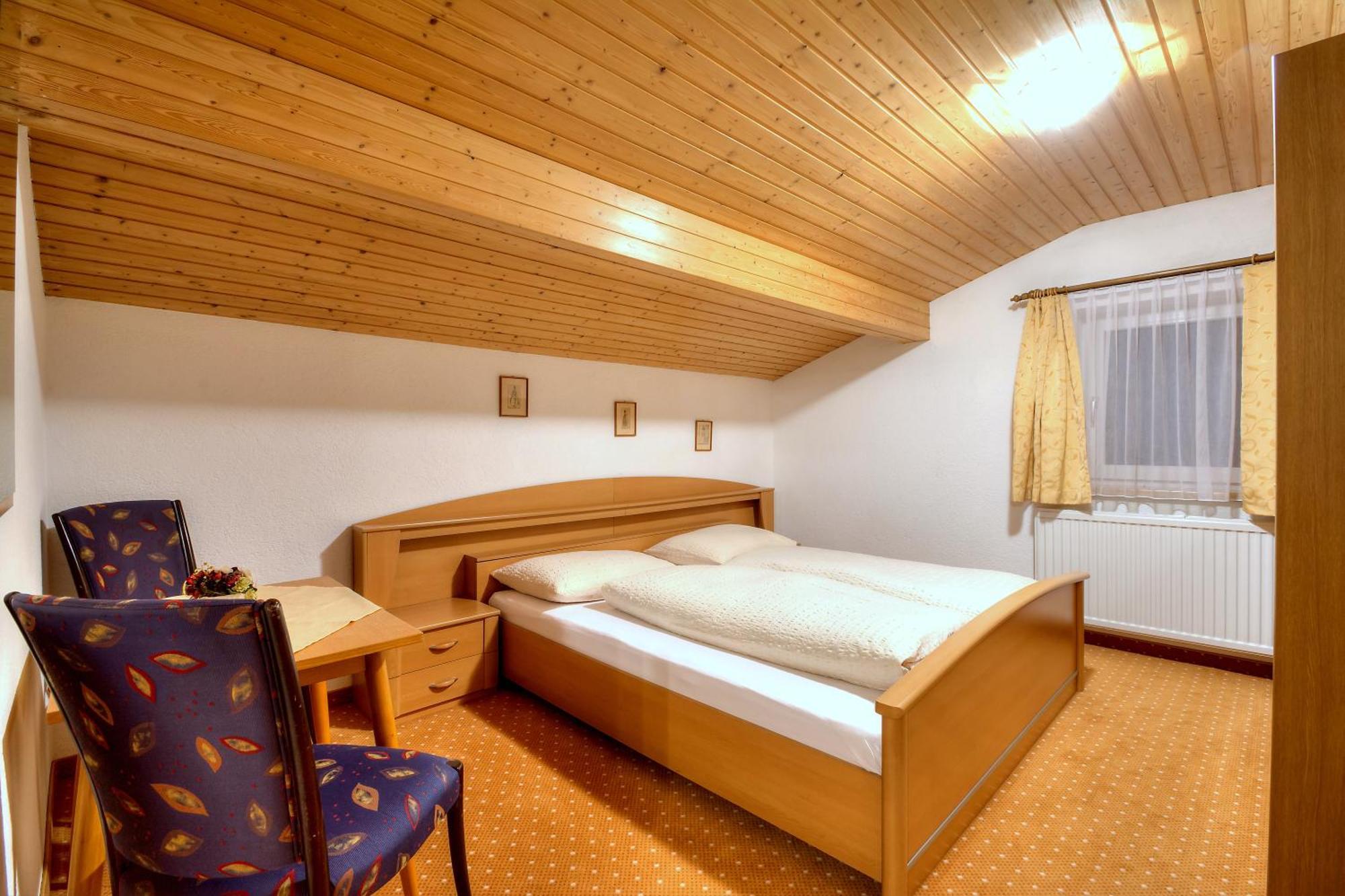 Ferienhaus Bergkristall Pettneu am Arlberg Szoba fotó