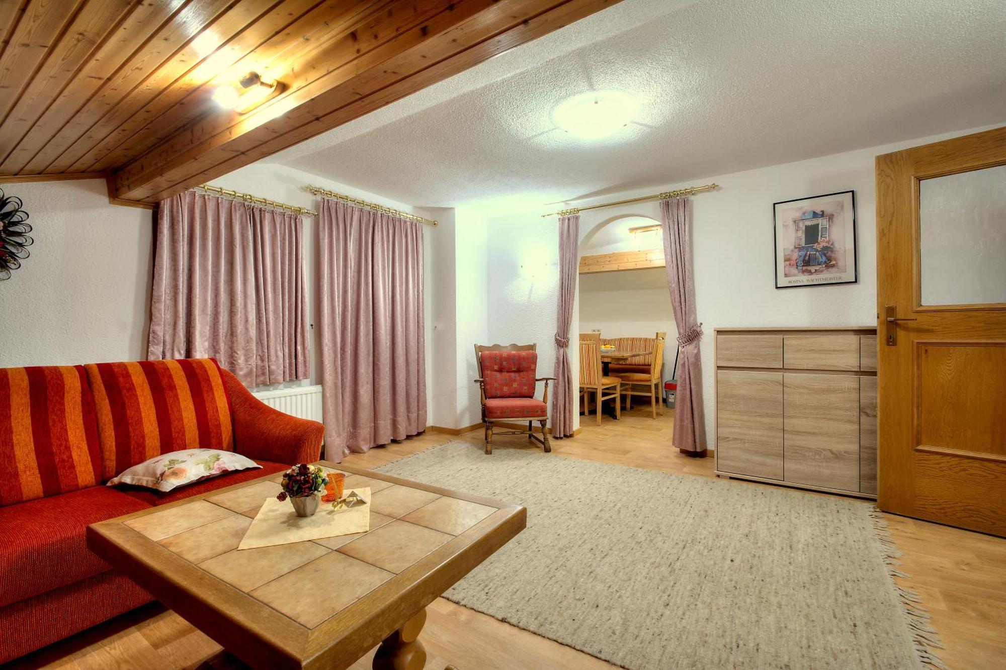 Ferienhaus Bergkristall Pettneu am Arlberg Szoba fotó