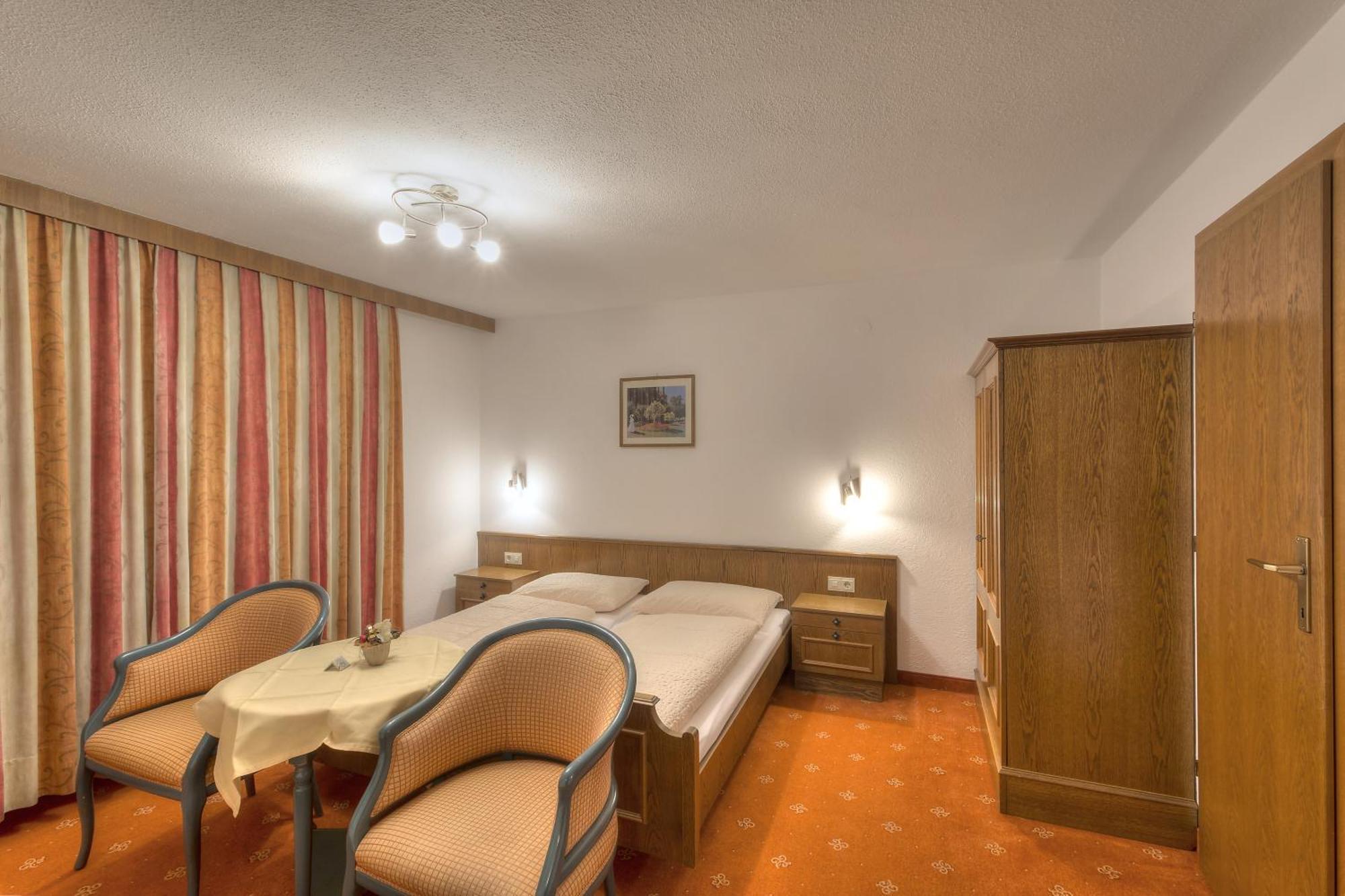 Ferienhaus Bergkristall Pettneu am Arlberg Kültér fotó